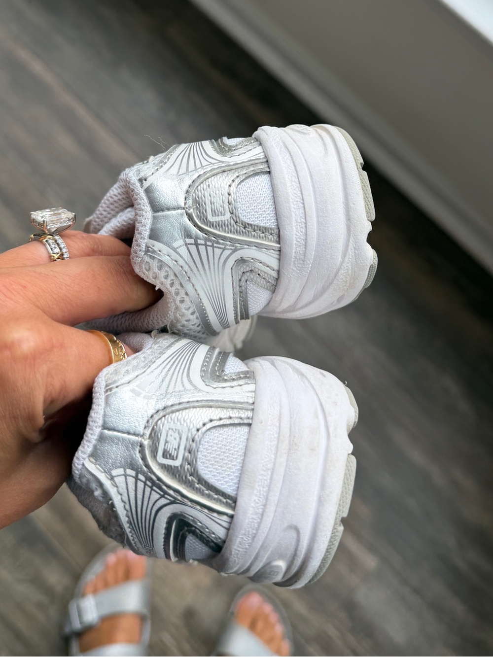New Balance 740 Athletic Shoe - White / Silver Metallic 10c - Picture 4 of 6